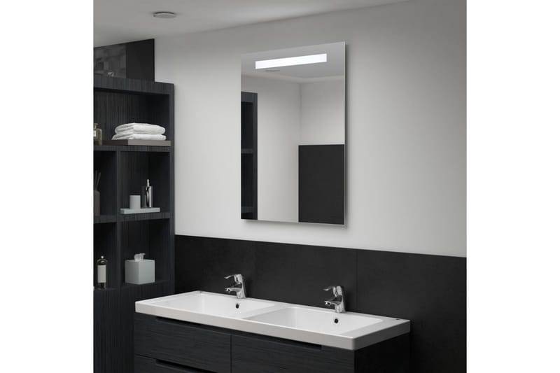 Badrumsspegel LED 60x80 cm - Silver - Inredning - Spegel - Sminkspegel