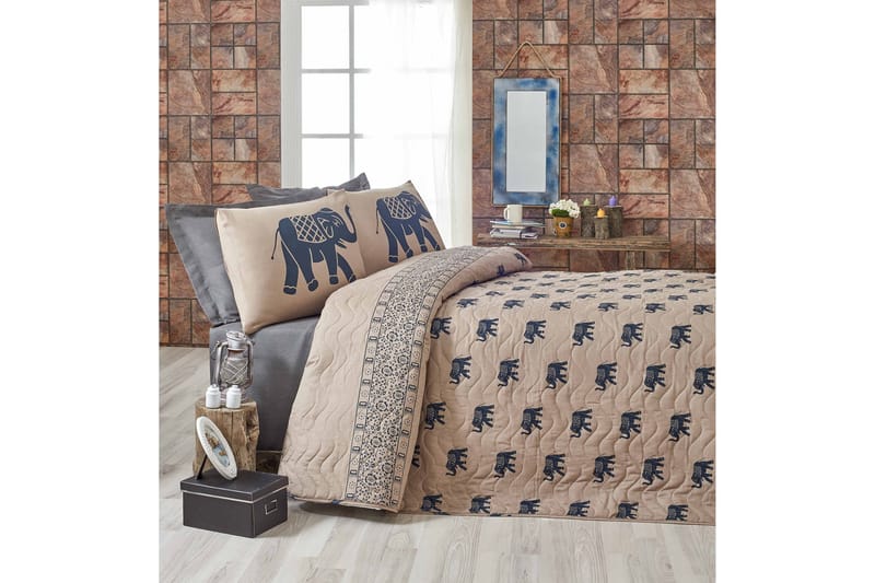 Överkast Eponj Home Enkelt 160x220+Kuddfodral Quiltat - Blå|Ljusbrun - Inredning - Textilier - Sängkläder