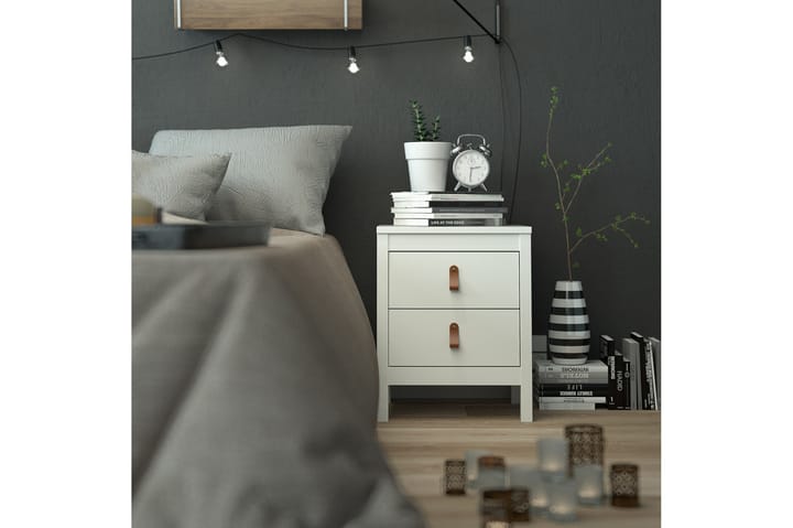 Sängbord Osterholm 44 cm - Vit - Möbler - Bord & matgrupp - Avlastningsbord & sidobord - Sängbord & nattduksbord