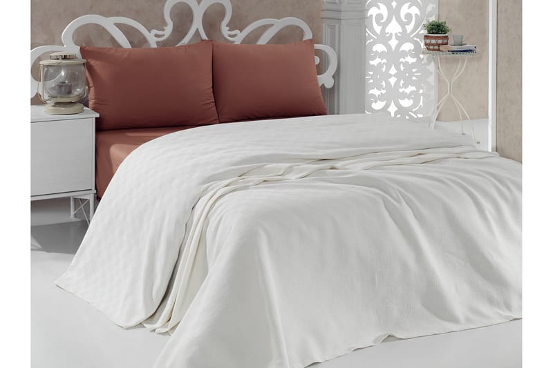 Överkast Bella Carine by Esil Home 160x240 cm - Creme - Textil & mattor - Sängkläder