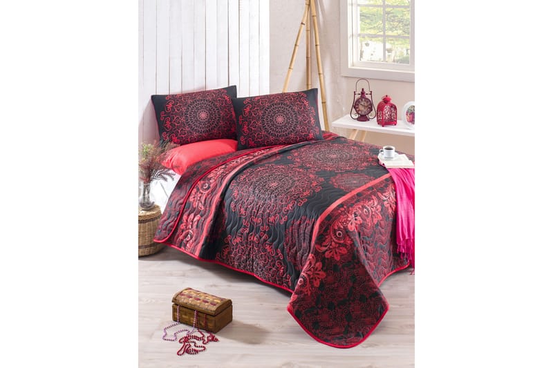 Överkast Eponj Home Dubbelt 200x220+2 Kuddfodral Quiltat - Röd|Svart - Textil & mattor - Sängkläder
