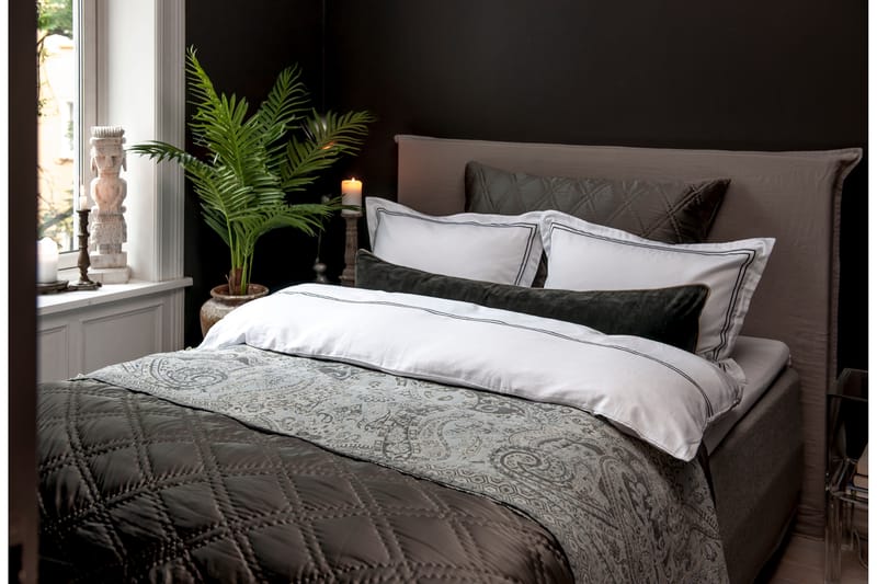 Överkast  Mullvad - Borås Cotton - Textil & mattor - Sängkläder