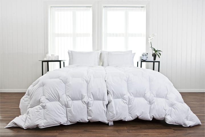Täcke Elegant Medel 150x210 Vitt - Norsk Dun - Textil & mattor - Sängkläder