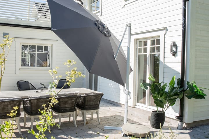 Parasoll Leeds 250 cm Vit/Grå - Venture Home - Utemöbler & utemiljö - Solskydd - Parasoll